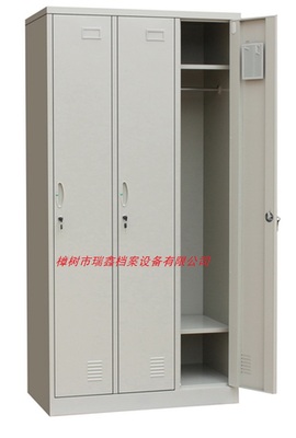 RX-GY02 三门更衣柜